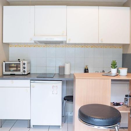 Charming Studio Near Jean Mace Apartamento Lyon Exterior foto
